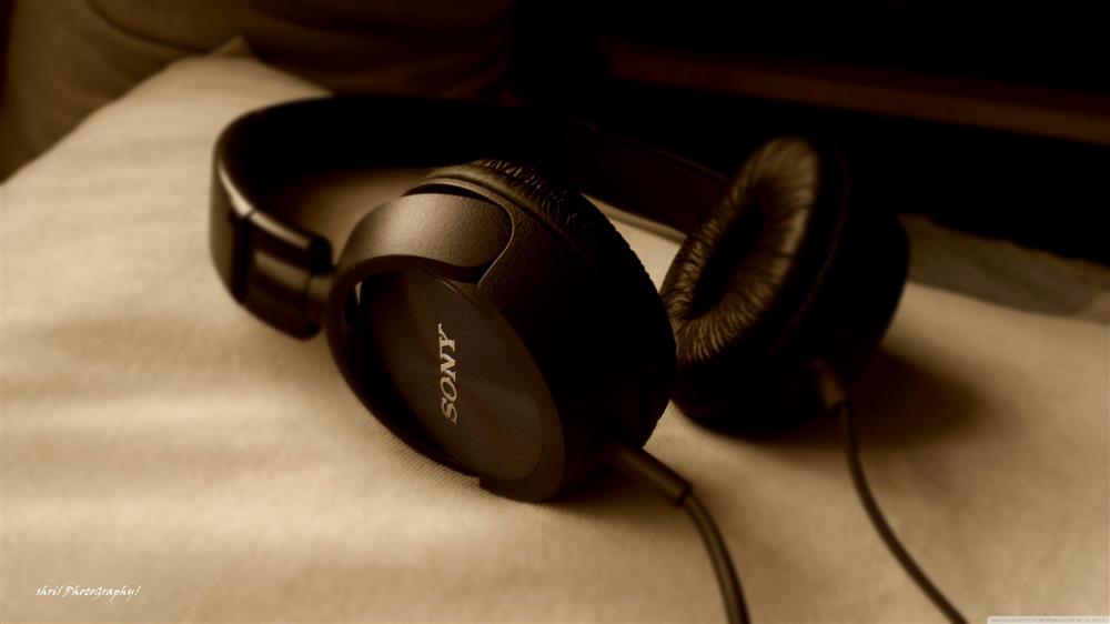 اطلاعاتی درباره هدفون Headphone